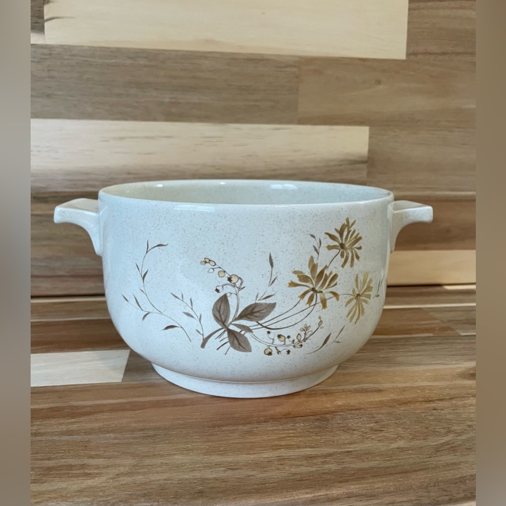 Royal Doulton Lambethware Sandsprite Casserole Dish - 70's Stoneware